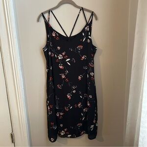 NWT Worthington Black & Floral Strappy Dress